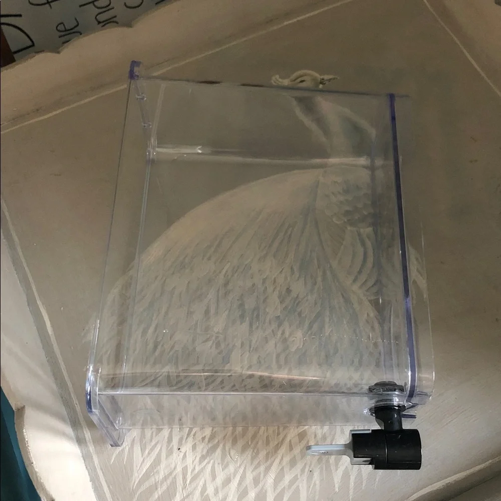 BRITA 27 CUP COUNTERTOP WATER FILTRATION DISPENSER